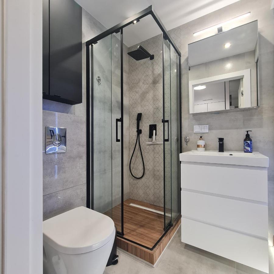 Green De Lux Apartament Dziwnow Bagian luar foto